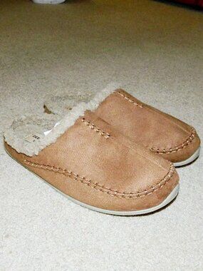 Mens DEER STAGS Nordic Slipperooz Slippers Size 9W Wide NWT